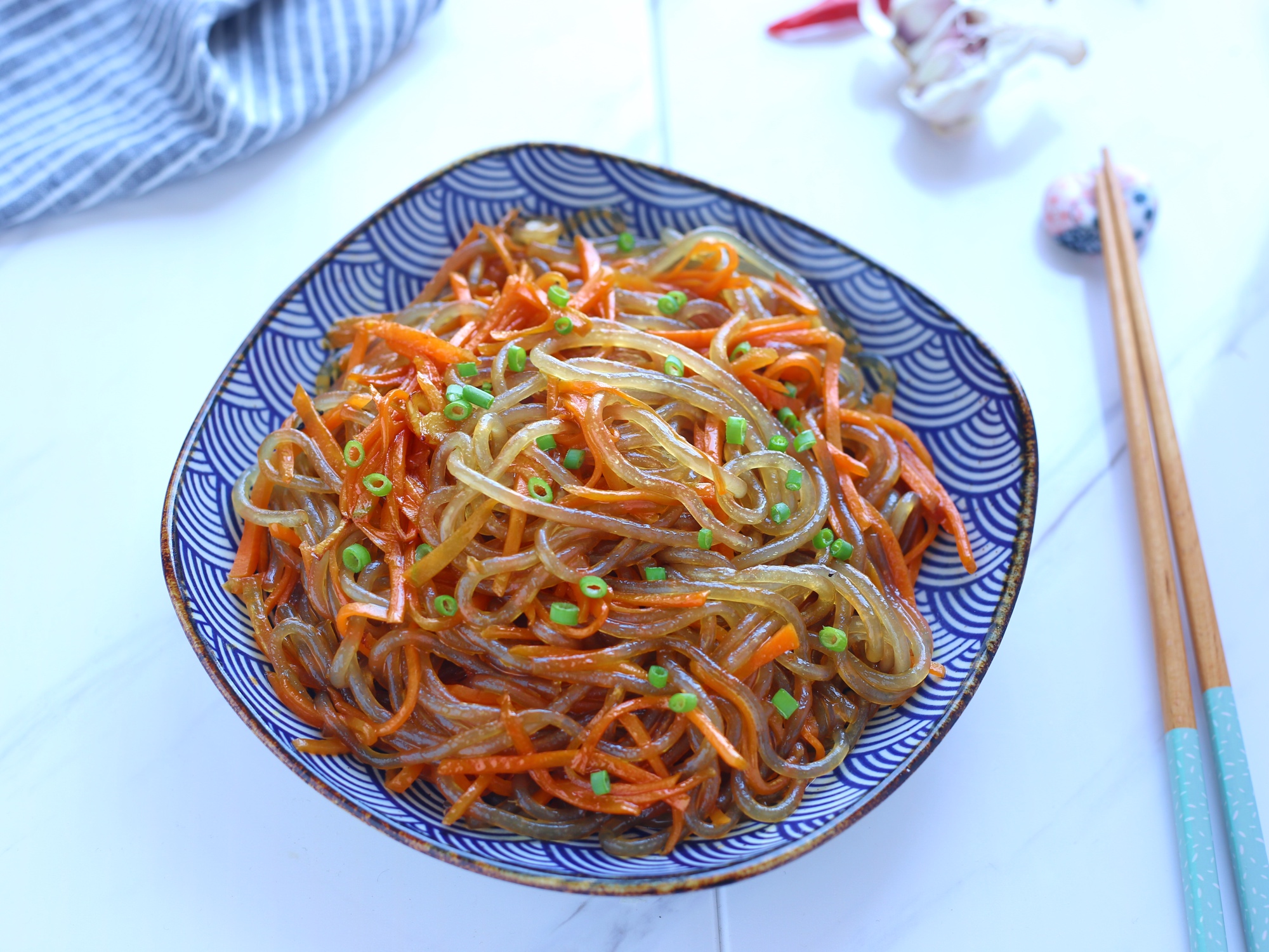 怎样炒粉条才能松散不粘锅,粉条怎么炒出来才不会粘锅