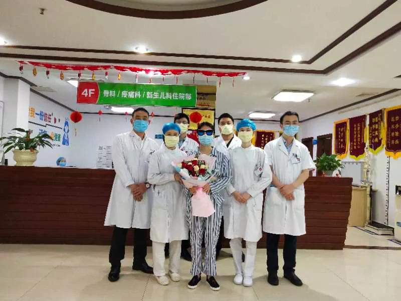 给女医生朋友送甜品,给医生送花应该送个啥