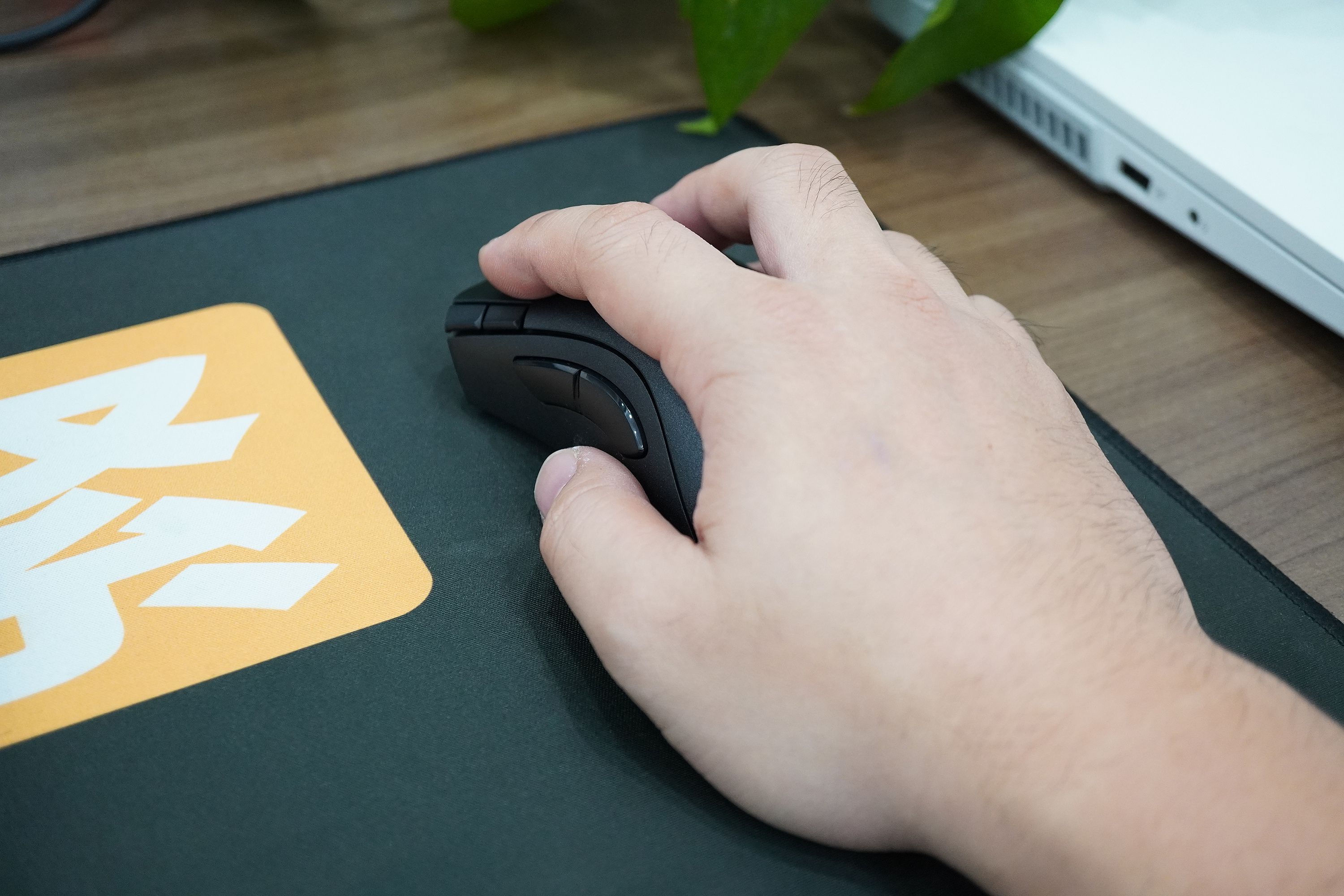 razer雷蛇蝰蛇标准v2迷你专业鼠标,雷蛇razer炼狱蝰蛇v2专业版评测