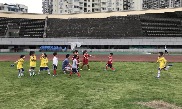 友谊杯足球赛,友谊杯足球比赛视频直播