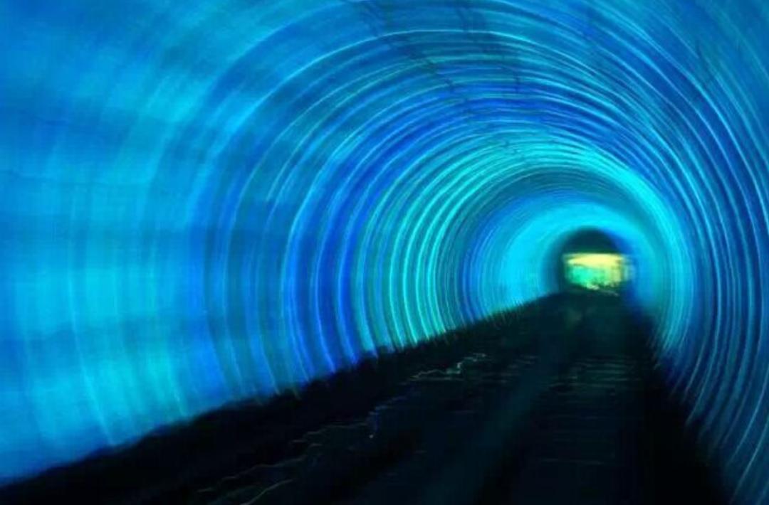 牛顿爱因斯坦对时间的结论,时间存在的意义爱因斯坦牛顿