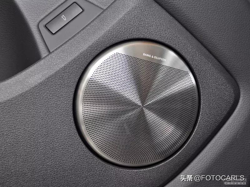 奥迪q7v12柴油版越野视频,奥迪q7v12柴油6.0发动机质量