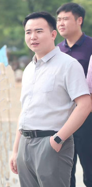 张松梦想成就未来,张松创业史