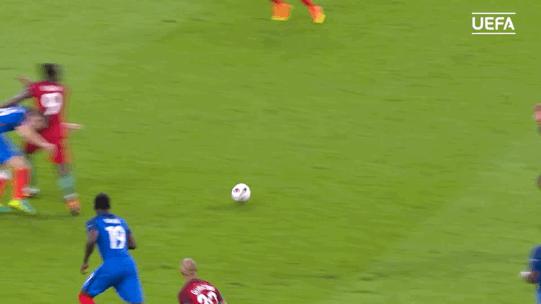 还记得八年前的欧洲杯吗,16年欧洲杯决赛绝杀庆祝