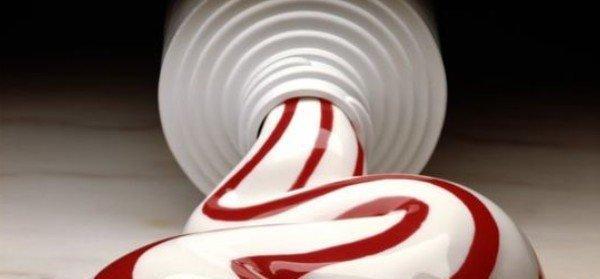 汽车后视镜雨天玻璃防水最佳方法,雨天后视镜模糊怎么处理