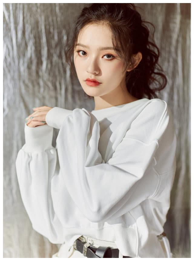 林允假睫毛教程,林允同款蛋白假睫毛贴