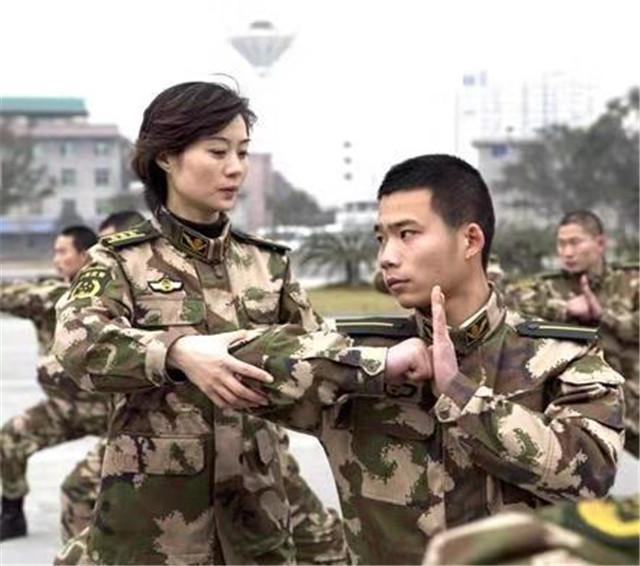 中国霸王花雷敏图片,中国霸王花雷敏唱的歌