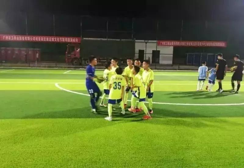 足球代表队获全市冠军,2021临川十二小足球冠军
