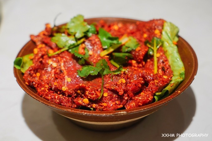 成都本地人去的最好吃的美食,中国姑娘吃成都美食