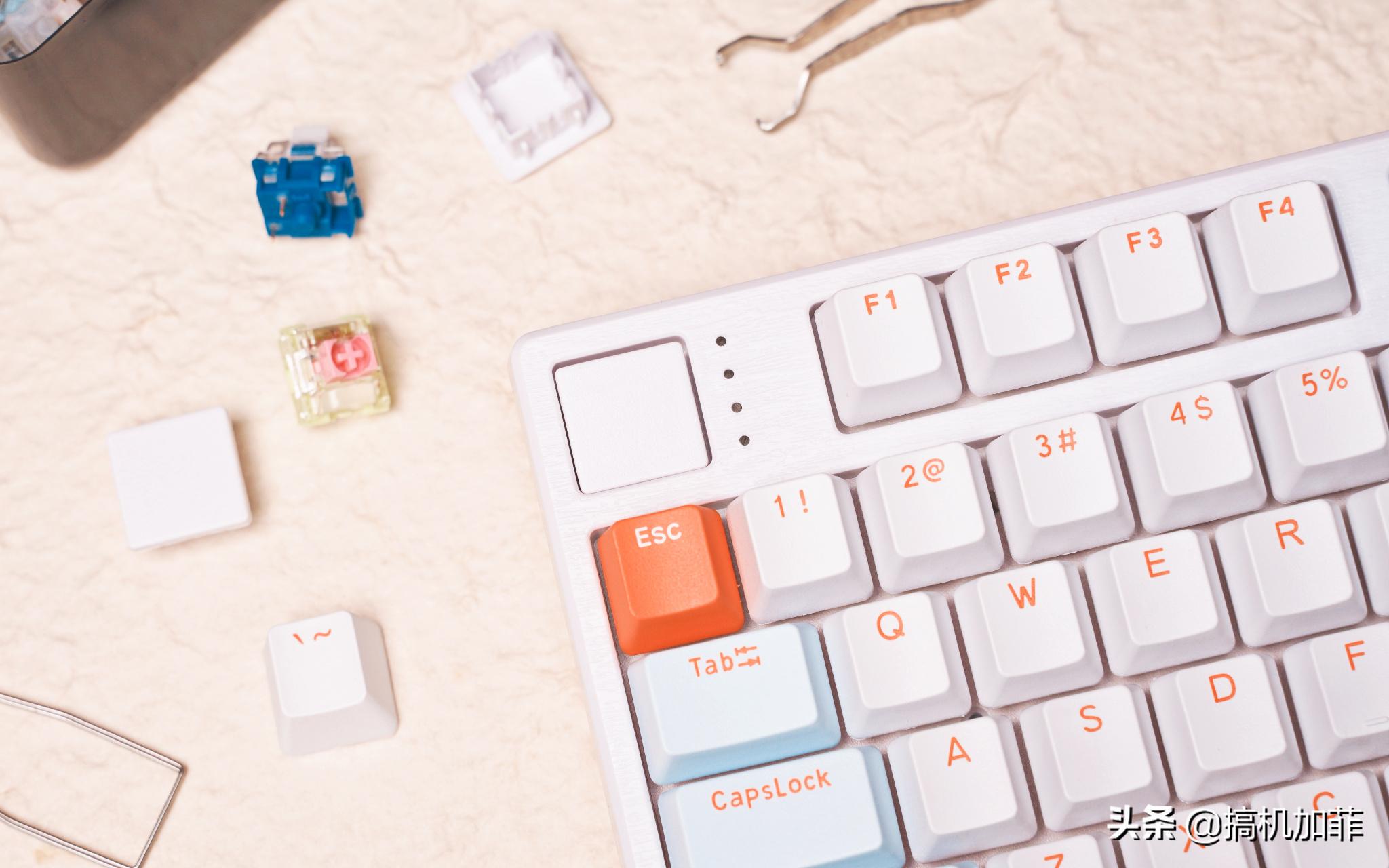 平淡的美，HELLOGANSSHS98T无线三模键盘上手