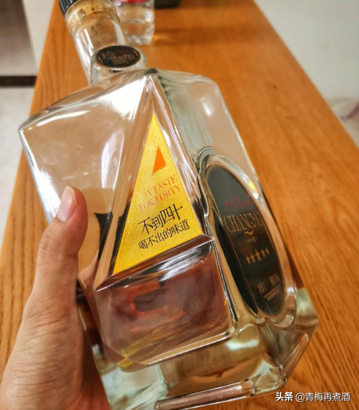 张裕白兰地珍藏级和大师级对比,入门款白兰地酒品牌排行