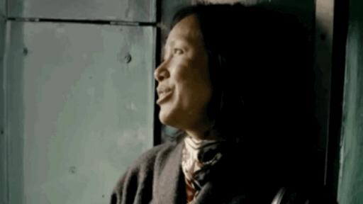 请问你哪位？扮丑界的良心，愿意这么隐藏美貌的不多了