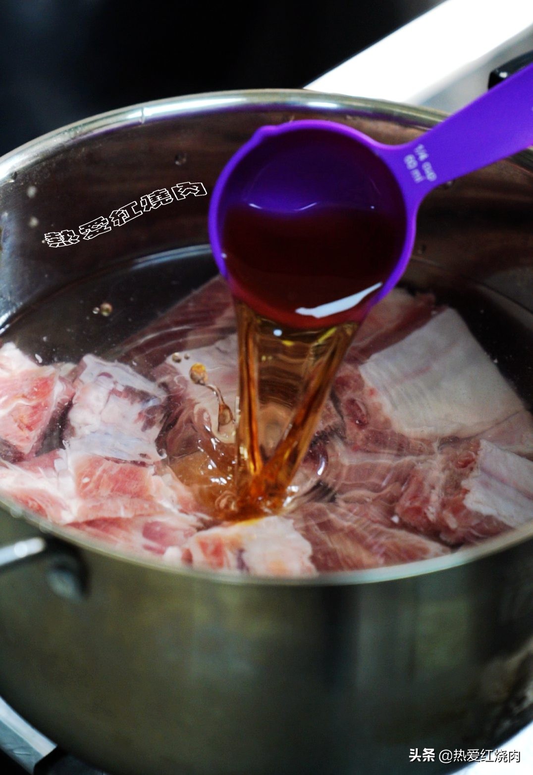 排骨上糖色后变苦的问题怎么解,糖色熬得不好有补救的方法吗