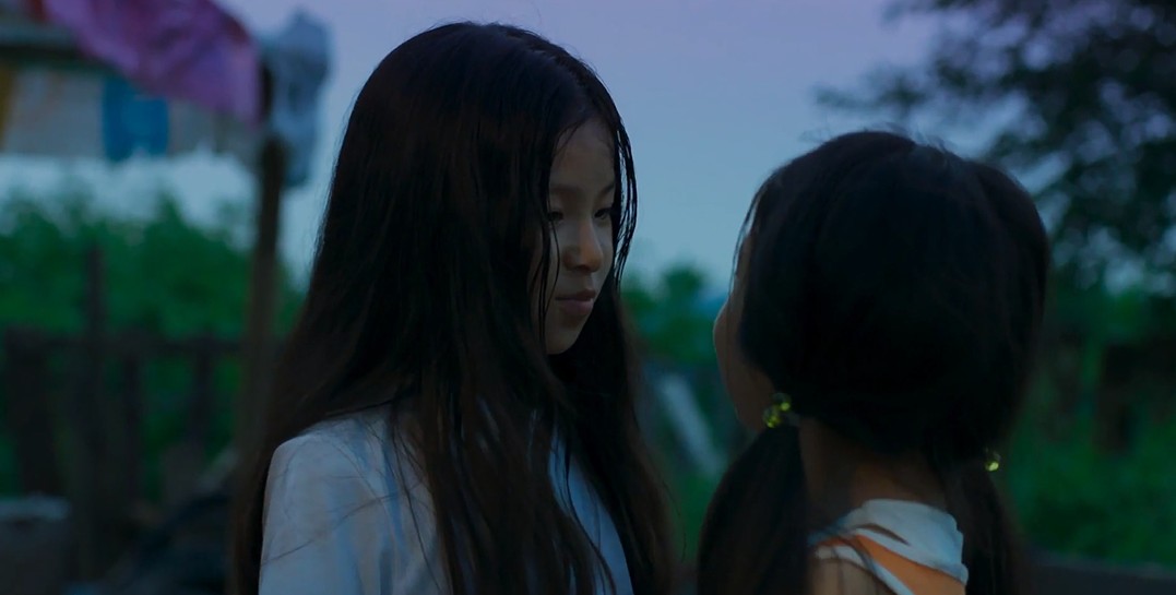 绑匪绑架一个女孩后怀疑人生,绑架犯绑架女孩子恐怖电影