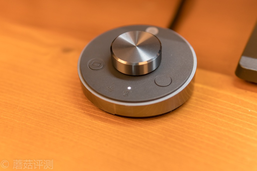 明基screenbarhalo怎么切换前后灯,明基screenbar和screenbarhalo