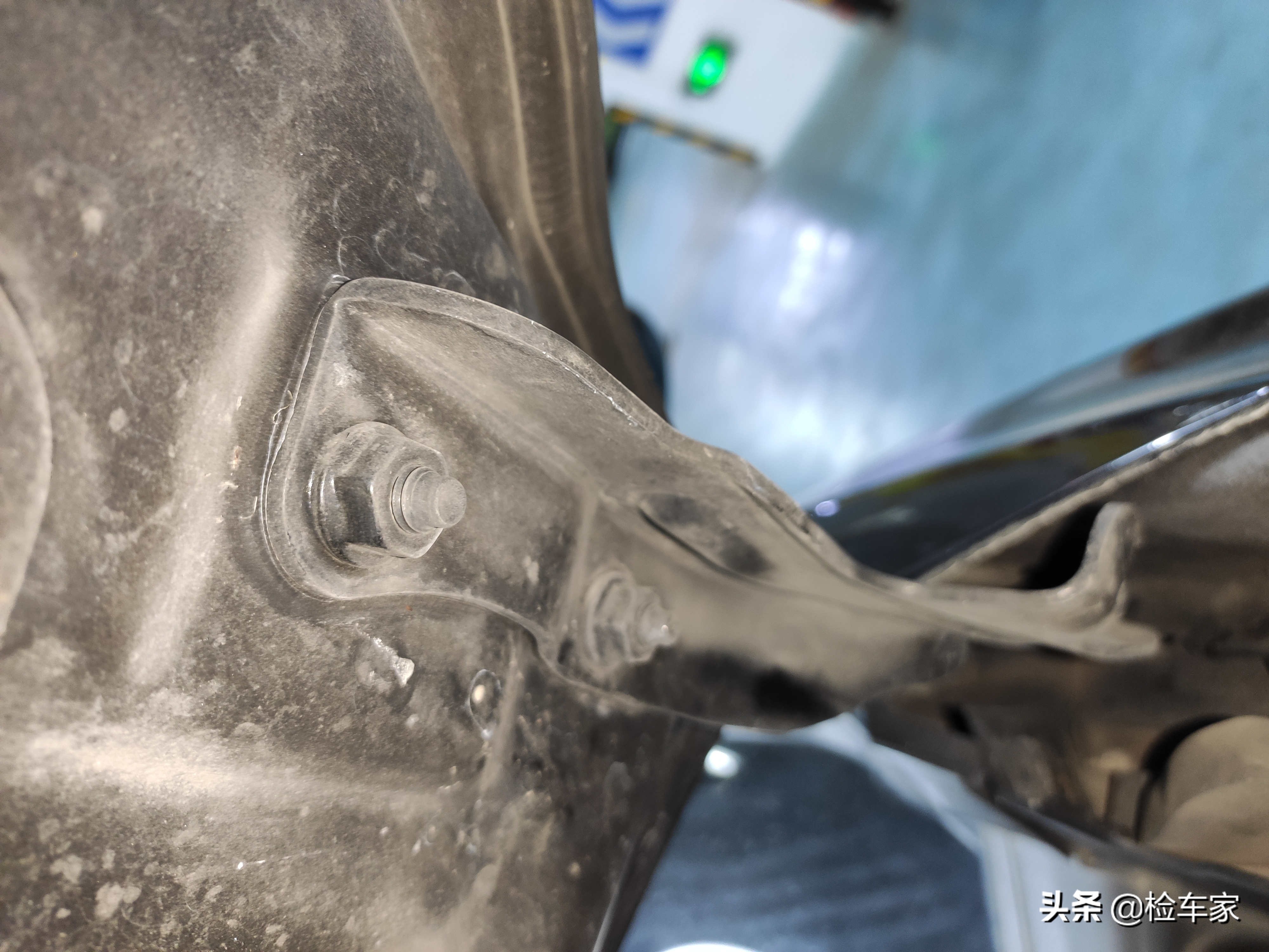 12年日产天籁公爵新车落地价,20万公里的天籁公爵值得入手吗