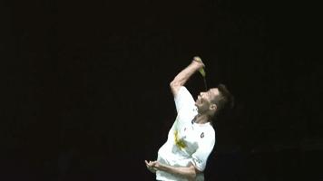 羽毛球高远球如何发力才正确,注意这4个动作让击球不再啃地