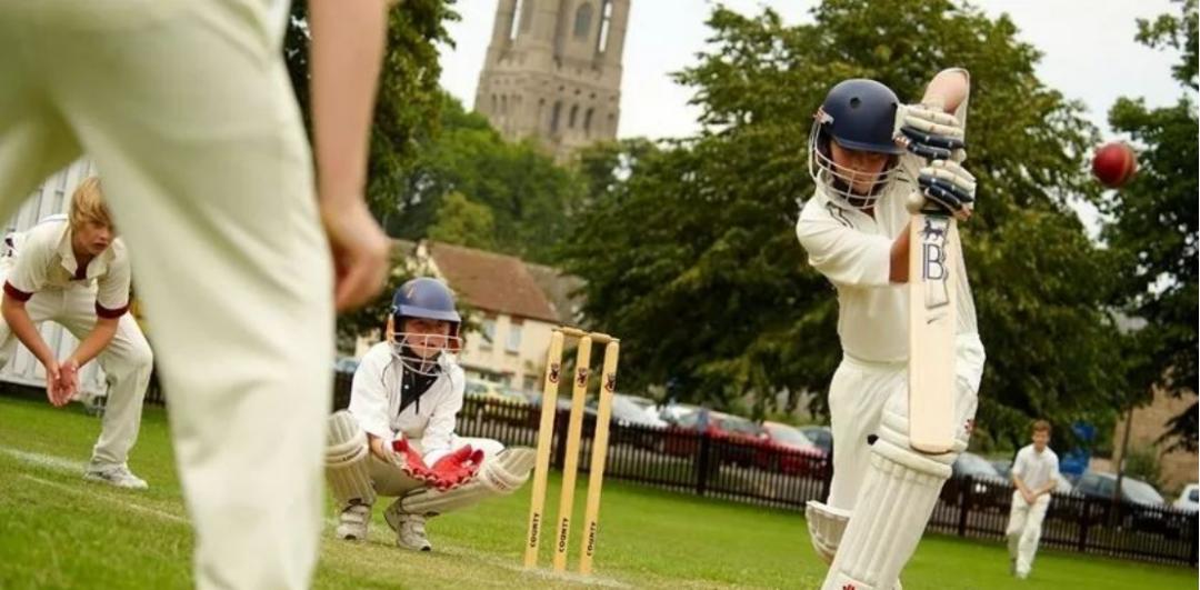 英国国王学院小学,英国国王学校分校