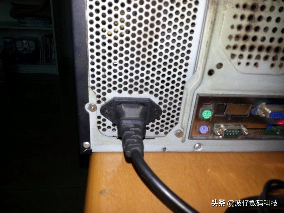 如何保护和维护我们的电脑硬盘，让无价的数据不再无意丢失