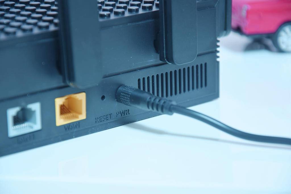 360家庭防火墙路由器5发布会,360家庭防火墙路由器5s二合一价格