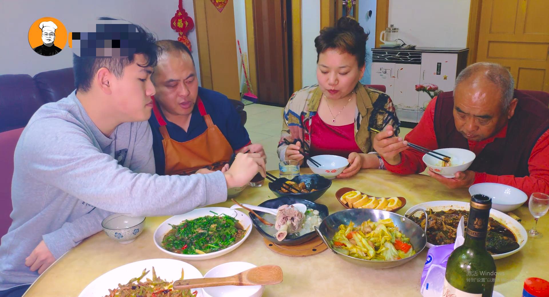 油焖笋这个季节怎么少得了春笋,春笋的做法大全家常菜油焖春笋