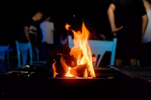 惠州双月湾君廷度假酒店★海景房+双人早晚餐+网红泳池