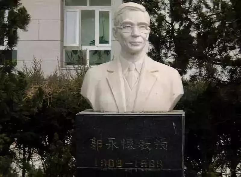 70岁祖国生日快乐,祝愿伟大的祖国70岁生日快乐