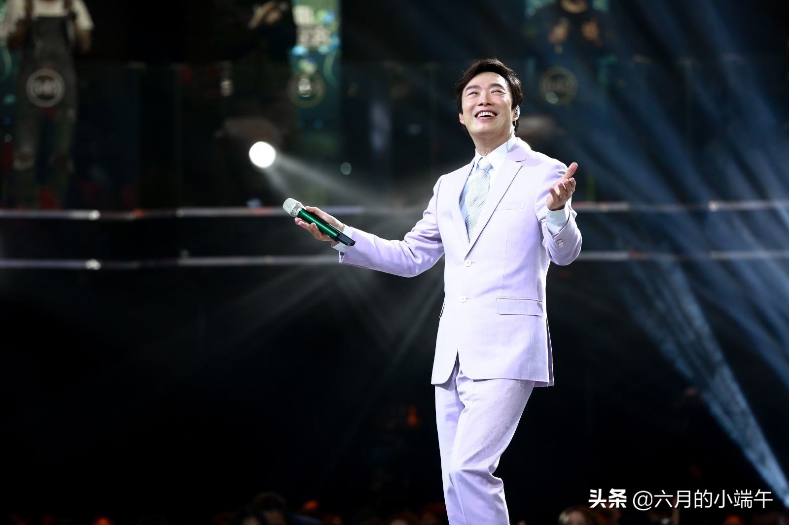 费玉清一剪梅浑厚的嗓音,费玉清一剪梅旋律经典犹如天籁