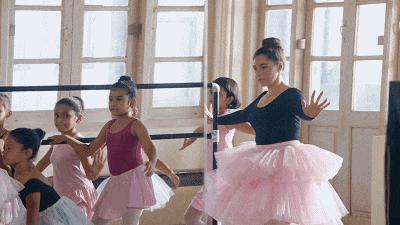 印度女性没人生？看这四位印度美女如何玩转人生，绝对畅爽！