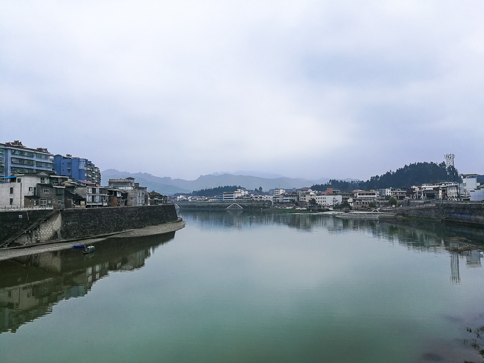 湘西千年芙蓉古镇,新晃县风雨桥