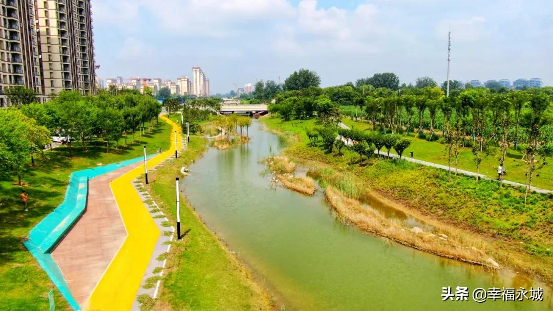 纵贯古今万千景，“永城不小,美丽如画；永城不大,胸怀天下”阐释