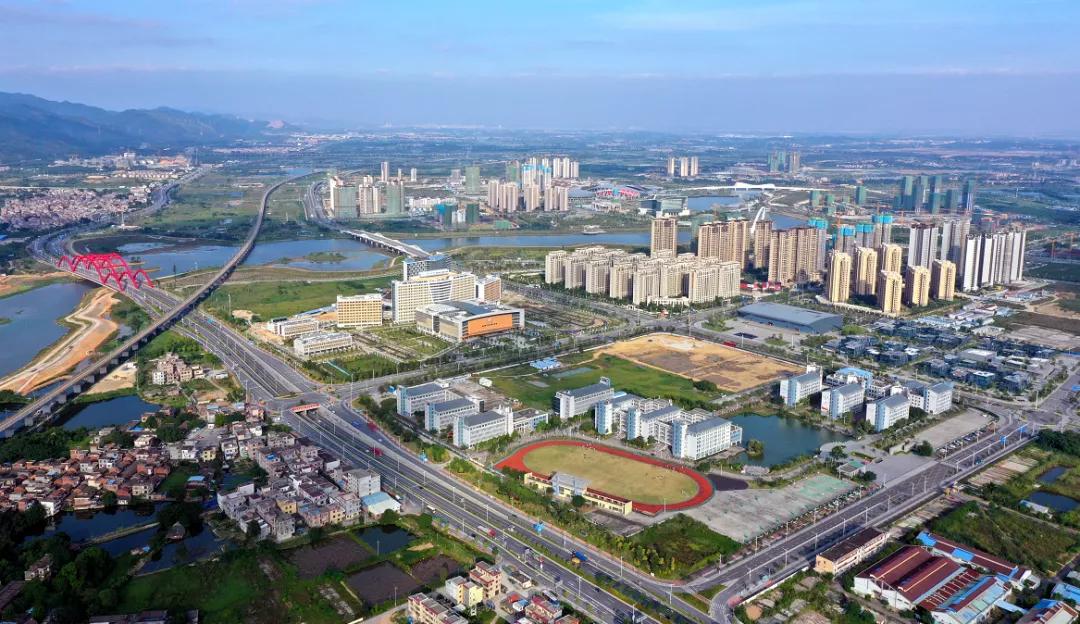 住在市府新区的感受,住在山里真好