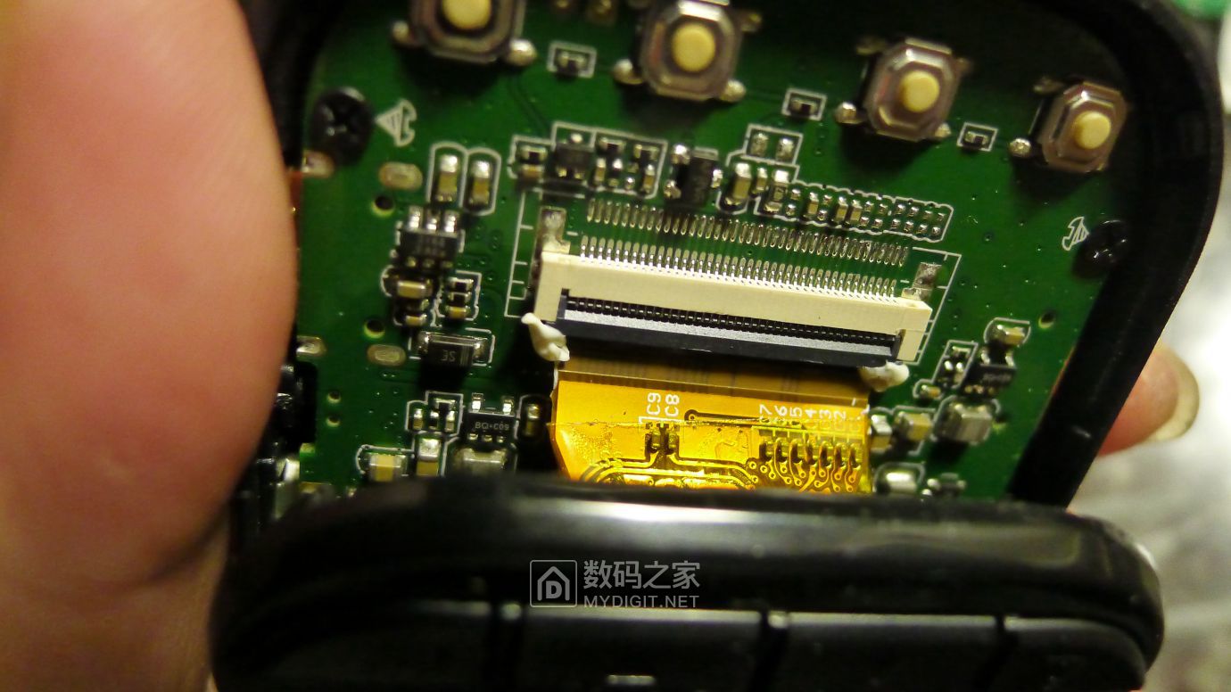 PAPAGO！GoSafe535行车记录仪拆解+电源接反故障维修