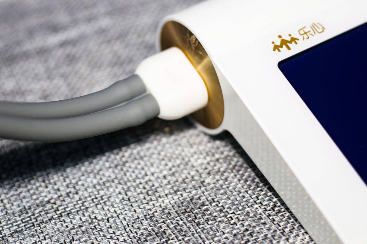 乐心血压计i7,乐心血压计i7怎么换电池