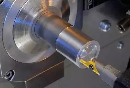 深孔加工工艺有哪些困难,深孔问题及解决方法