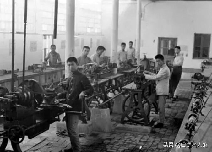 沈阳妇女拿3斤黄金去银行换钱,1980年一妇女拿三斤黄金