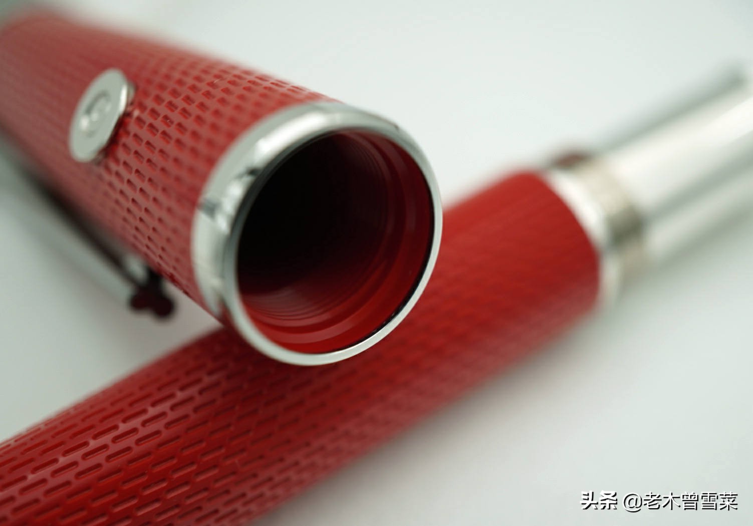 万宝龙蓝黑色钢笔,最霸气的万宝龙钢笔