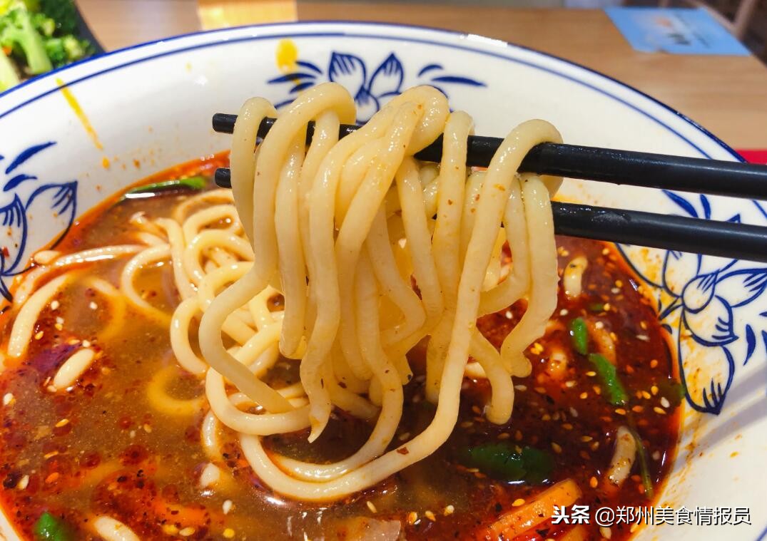 温县铁棍山药面糯香甜,正宗铁棍山药面条香满园