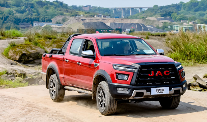 江淮悍途2021款柴油自动四驱皮卡,江淮悍途新车