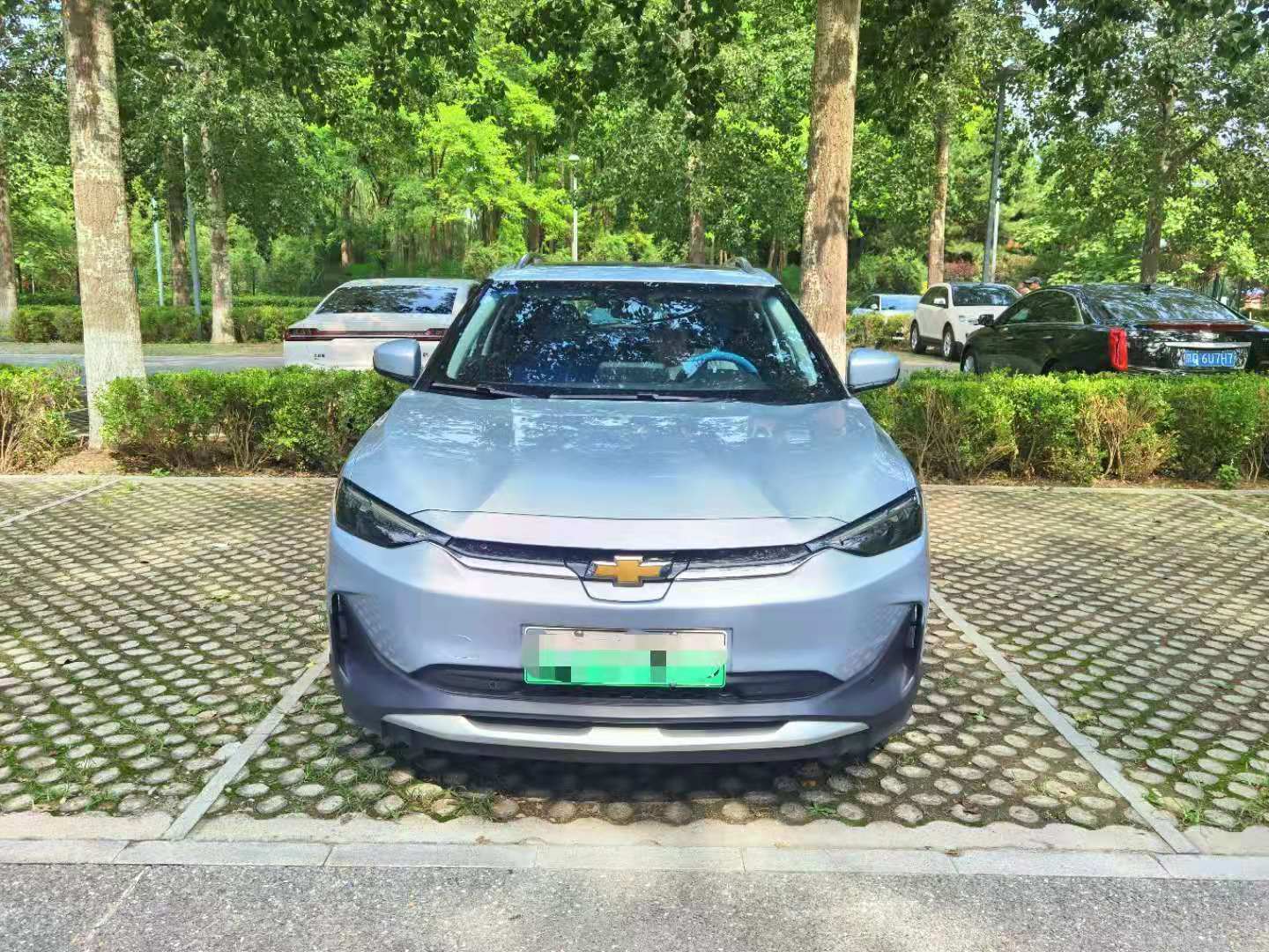 小白女司机与畅巡的完美邂逅。