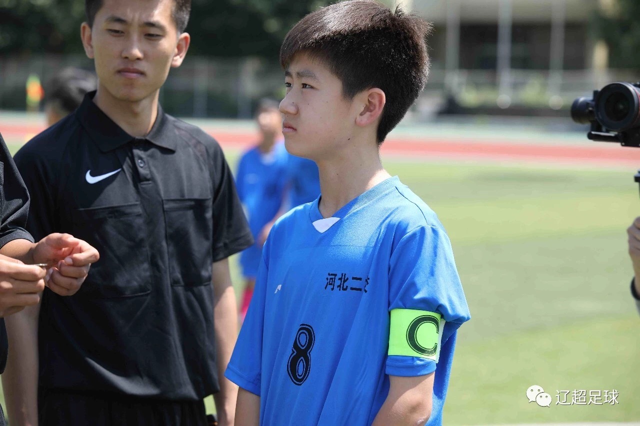 国足教练扬科维奇是实德哪个外援,大连实德扬科维奇与天津刘学宇