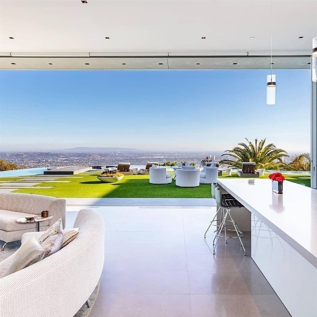 詹姆斯斥资5200万再购买豪宅，内部装饰曝光，豪华似皇宫