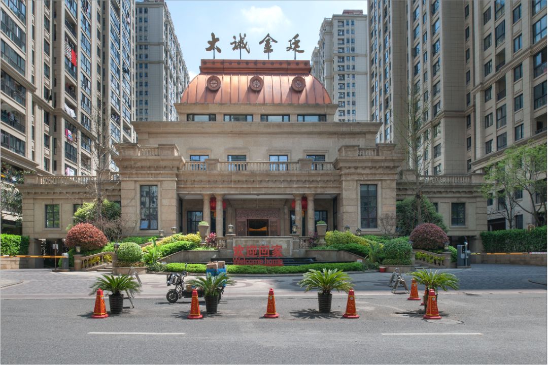 3年拍了400多个小区大门!温州这个摄影师这样说