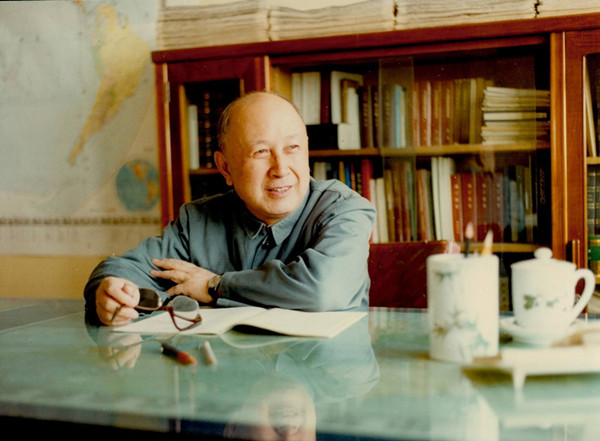 钱学森逝世葬礼全视频,钱学森逝世现场报道