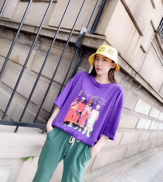 初秋针织裙可爱元气,搭配参考18套早秋通勤气质穿搭