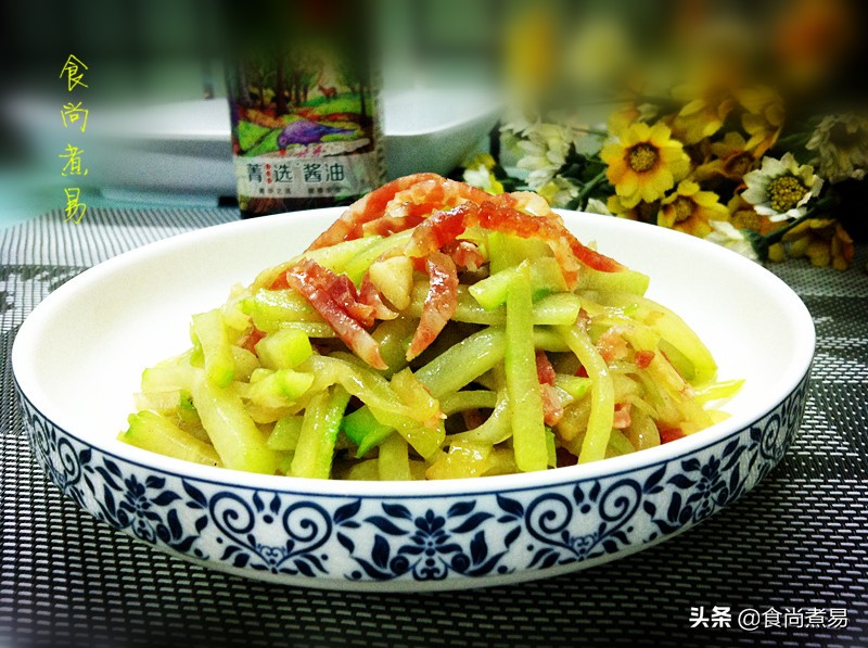 瓜营养丰富味道清甜肉质软,夏季多吃这5种瓜消暑又营养