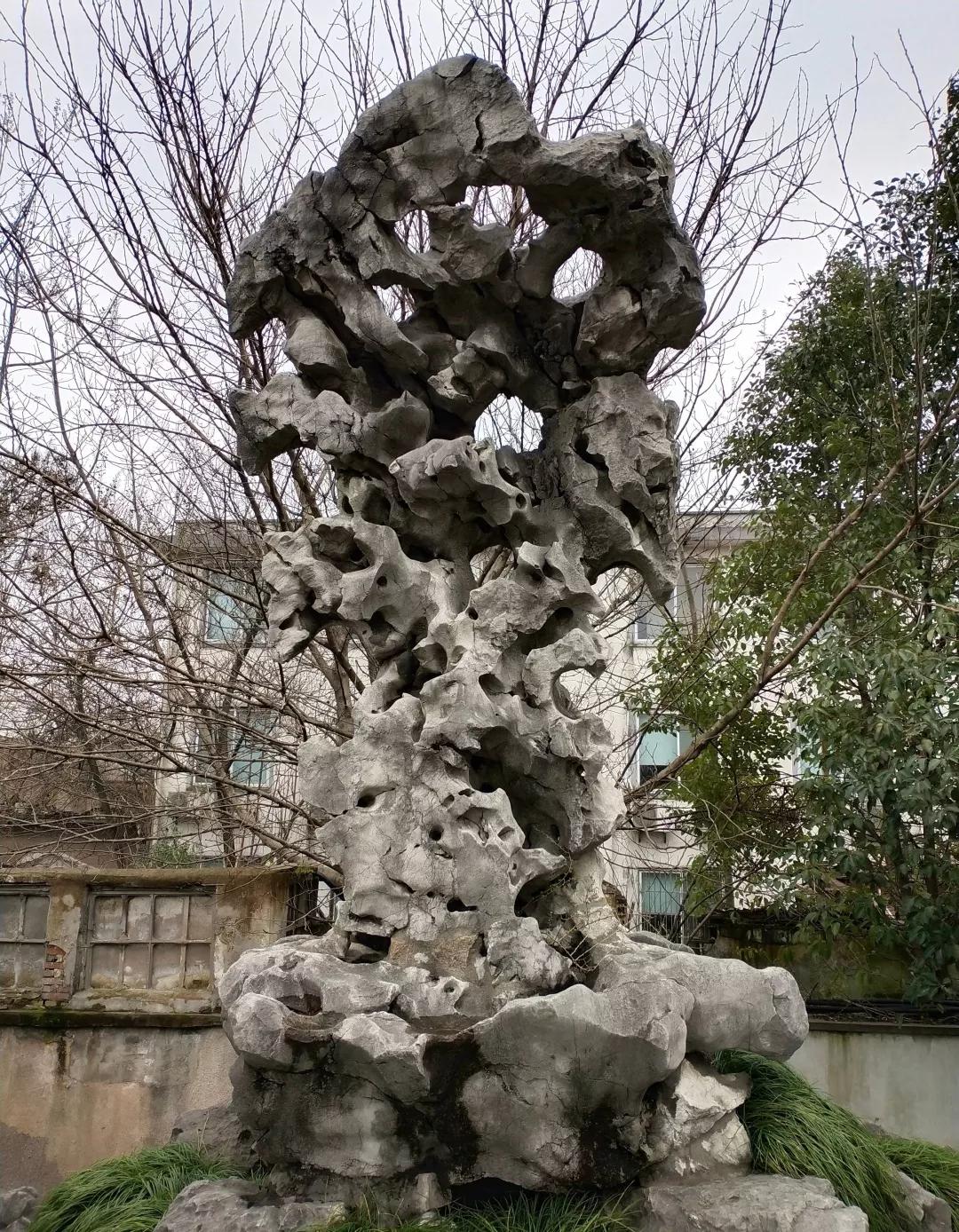 怪异的奇石,怪异奇石风景图片