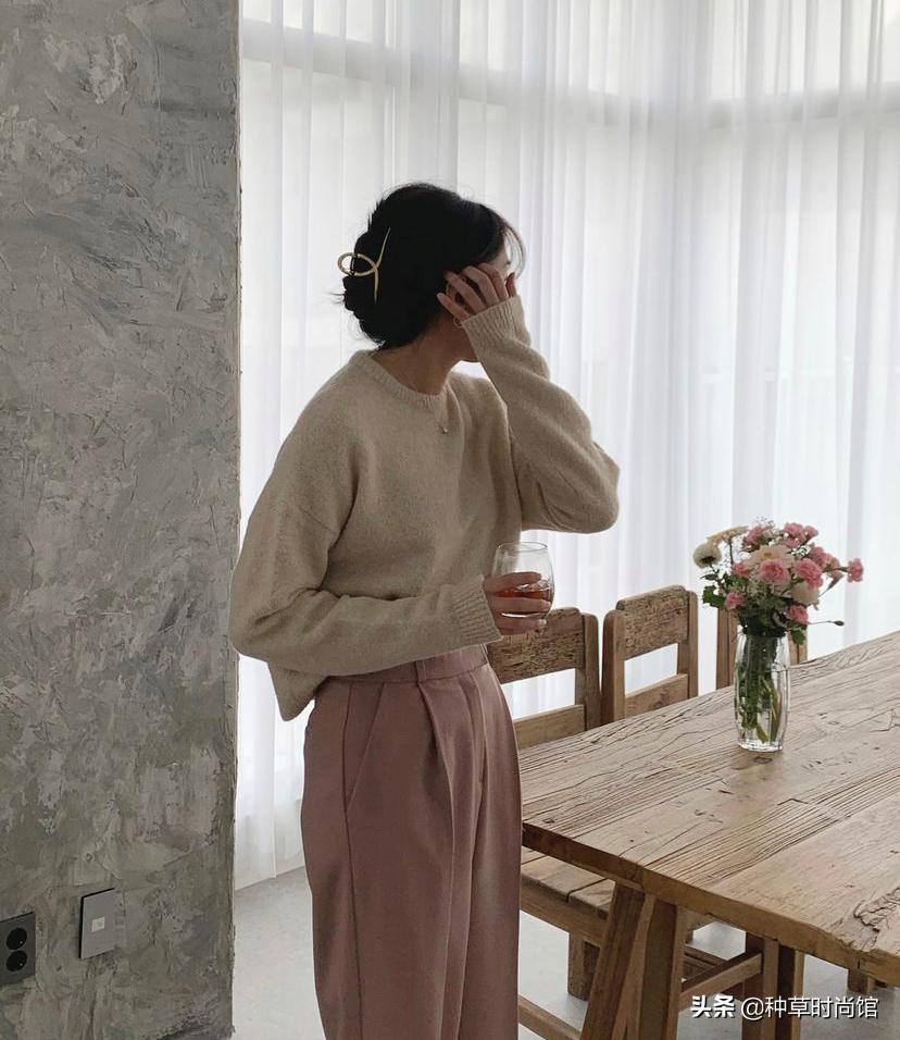 秋针织西装裤,针织衫西装裤什么场合穿