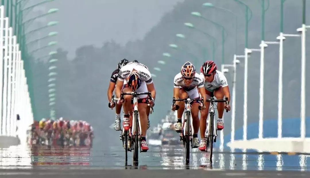 “blingbling”,黄得可爱的橘子可以从8月摘到来年2月!淳安中联村:临湖民宿处女地,甜甜蜜蜜看湖景