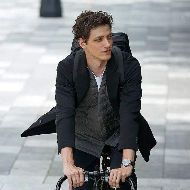 别再穿烂大街的小白鞋了,别再穿烂大街的外套